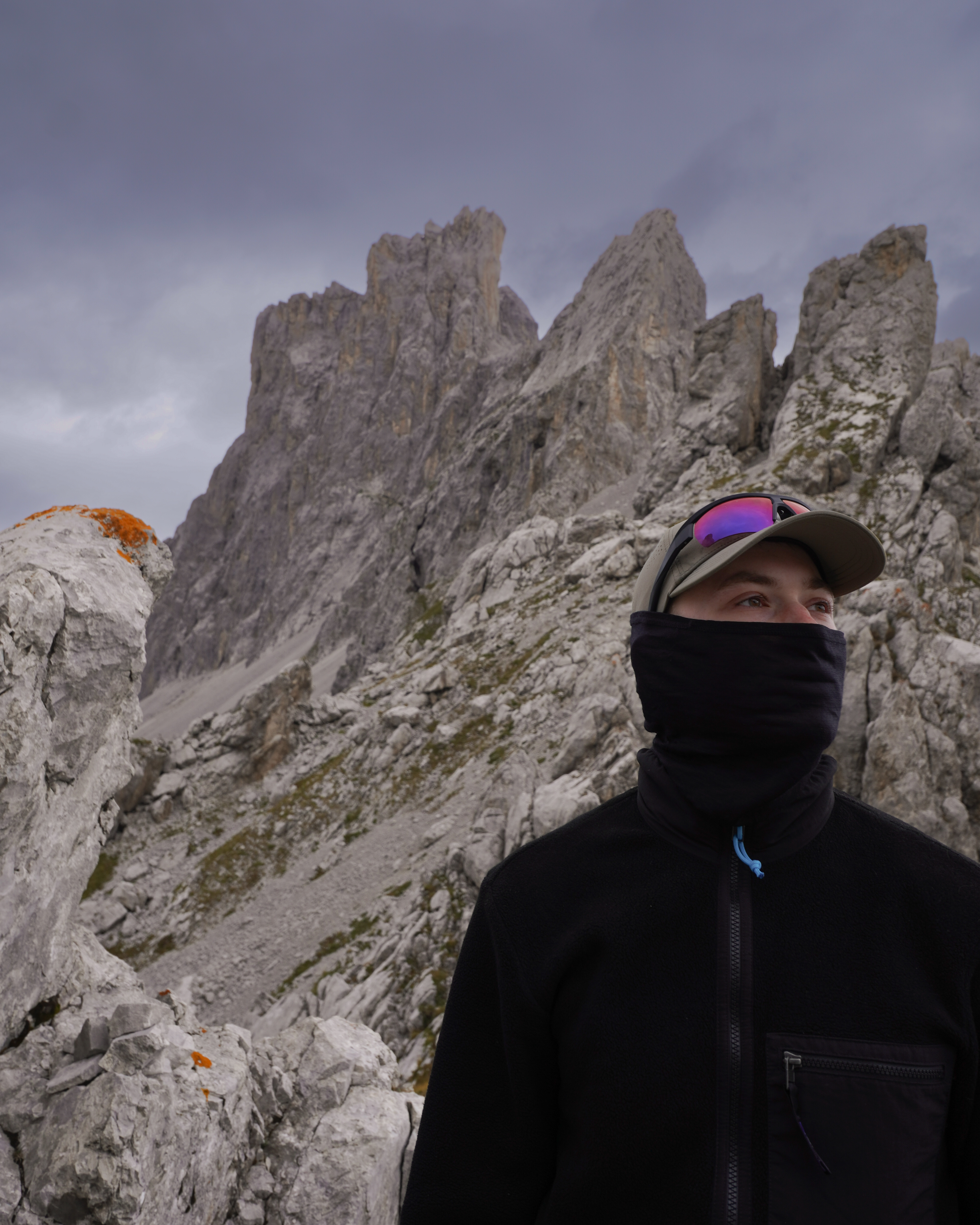 Tim in den Dolomiten